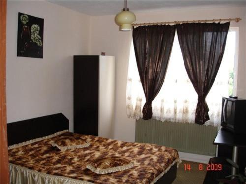 Family Hotel Natalis Chissarja Zimmer foto